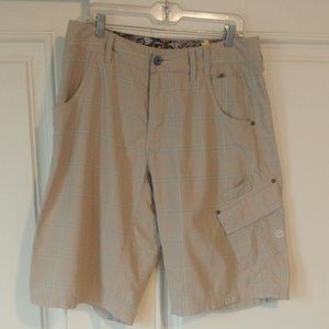 Lululemon Men's Plaid Wet Dry Warm Cargo Shorts